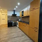 Διαμέρισμα Ferienwohnung-monteurwohnung Anton Bis Zu 4 Personen In Kleve, Zentrale Lage