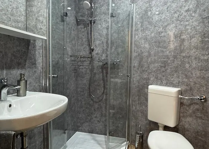 شقة Ferienwohnung-monteurwohnung Anton Bis Zu 4 Personen In Kleve, Zentrale Lage كليفي